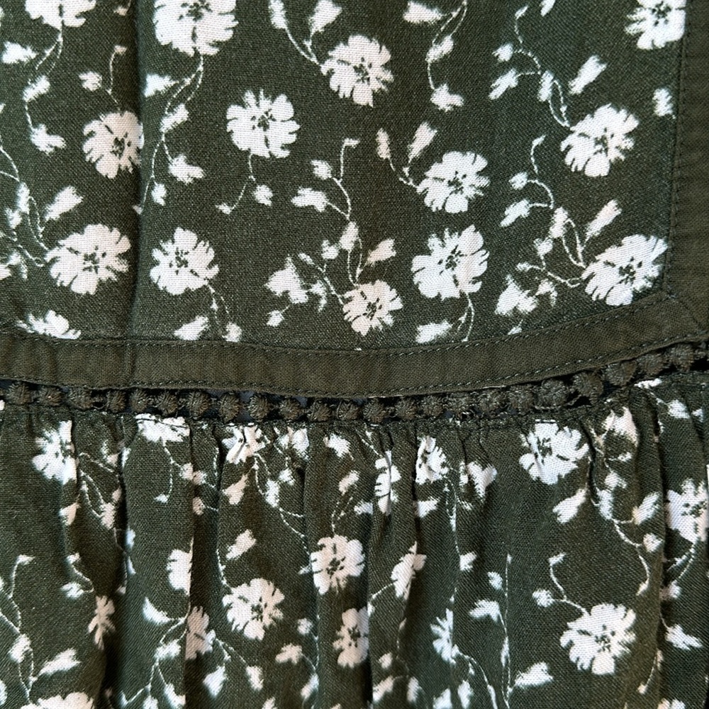 H&M Dark Green Ditsy Floral Dress Size US 12 - Picture 3 of 6